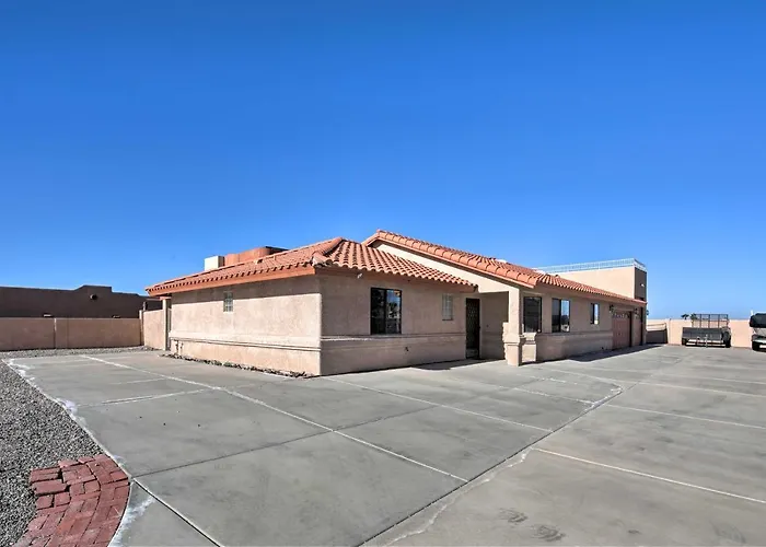 Ferienhaus Patio, Rooftop Deck & Mtn Views: Havasu Home! Lake Havasu City