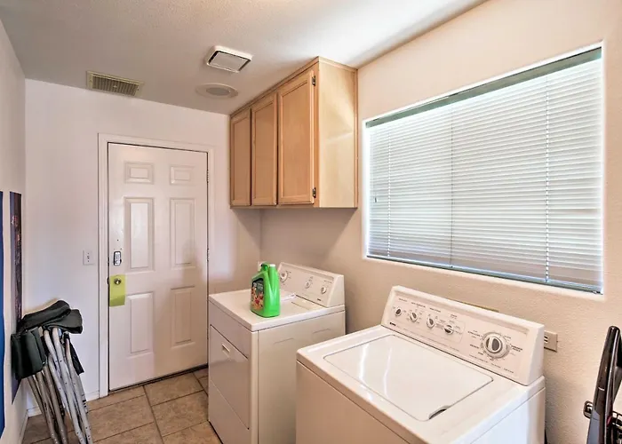 Patio, Rooftop Deck & Mtn Views: Havasu Home! * Lake Havasu City