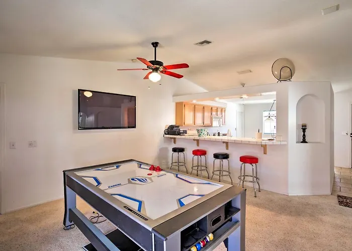 Ferienhaus Patio, Rooftop Deck & Mtn Views: Havasu Home!